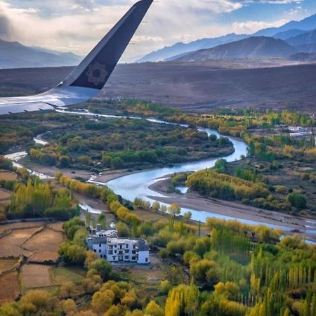 Hotel Ladakh Indus River Front Leh Eksteriør billede